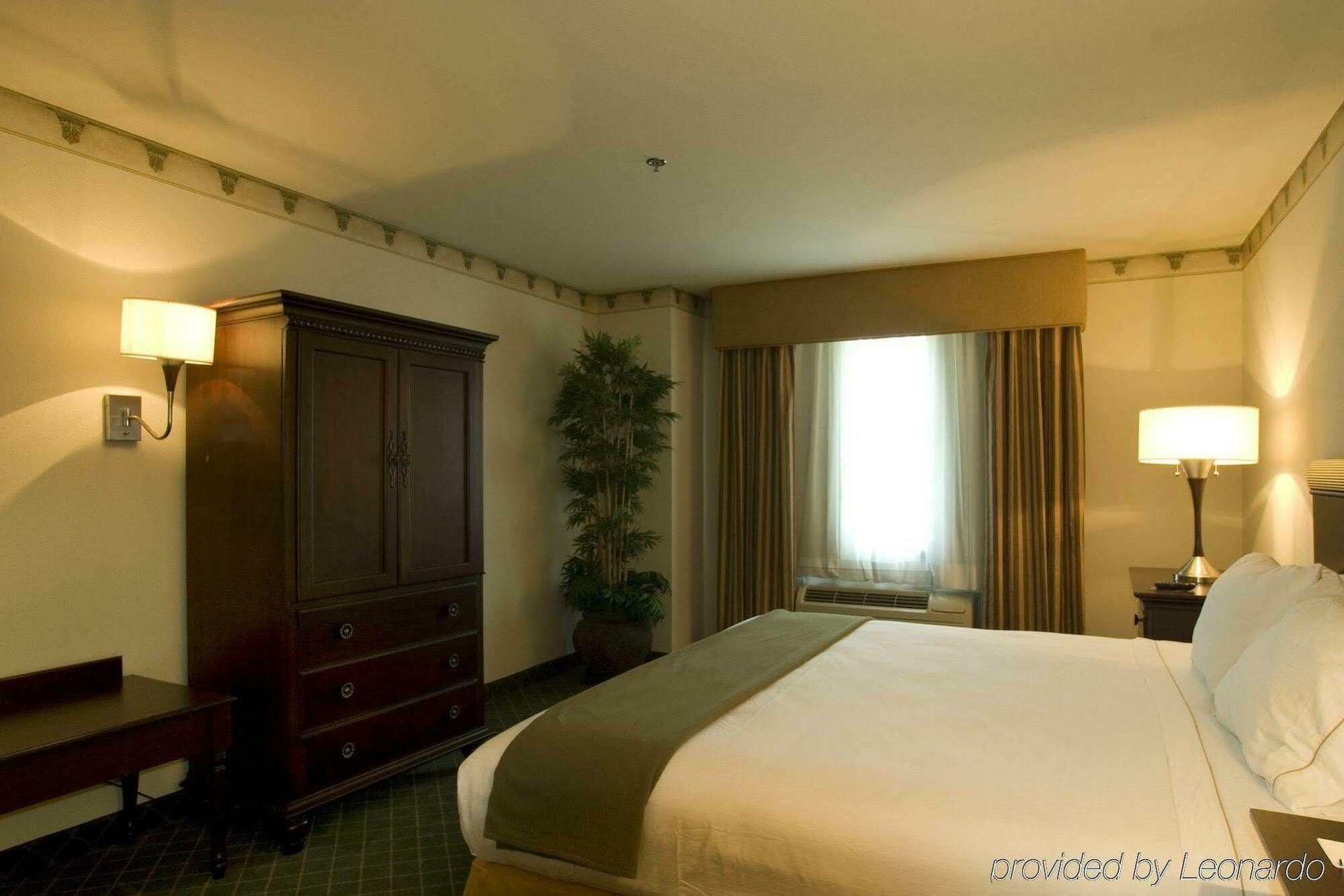 Holiday Inn Express & Suites - Pharr By Ihg Kültér fotó
